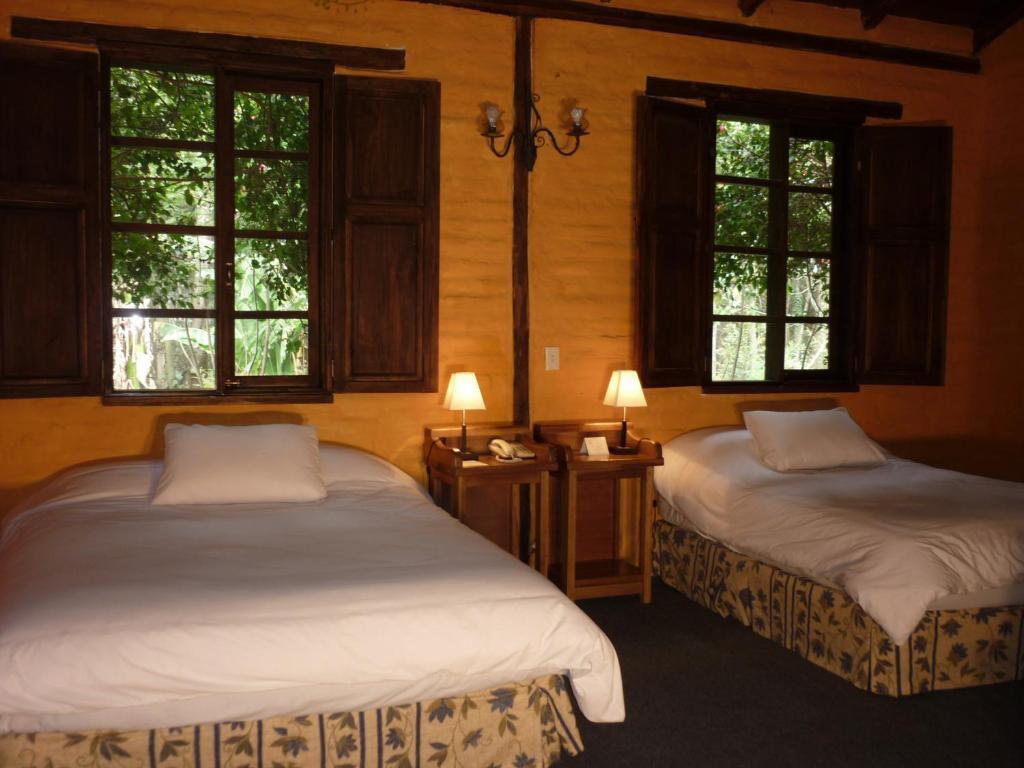 Hacienda La Carriona Hotel Sangolqui ภายนอก รูปภาพ